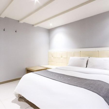 Gallery Hotel Gwangju Metropolitan City Εξωτερικό φωτογραφία