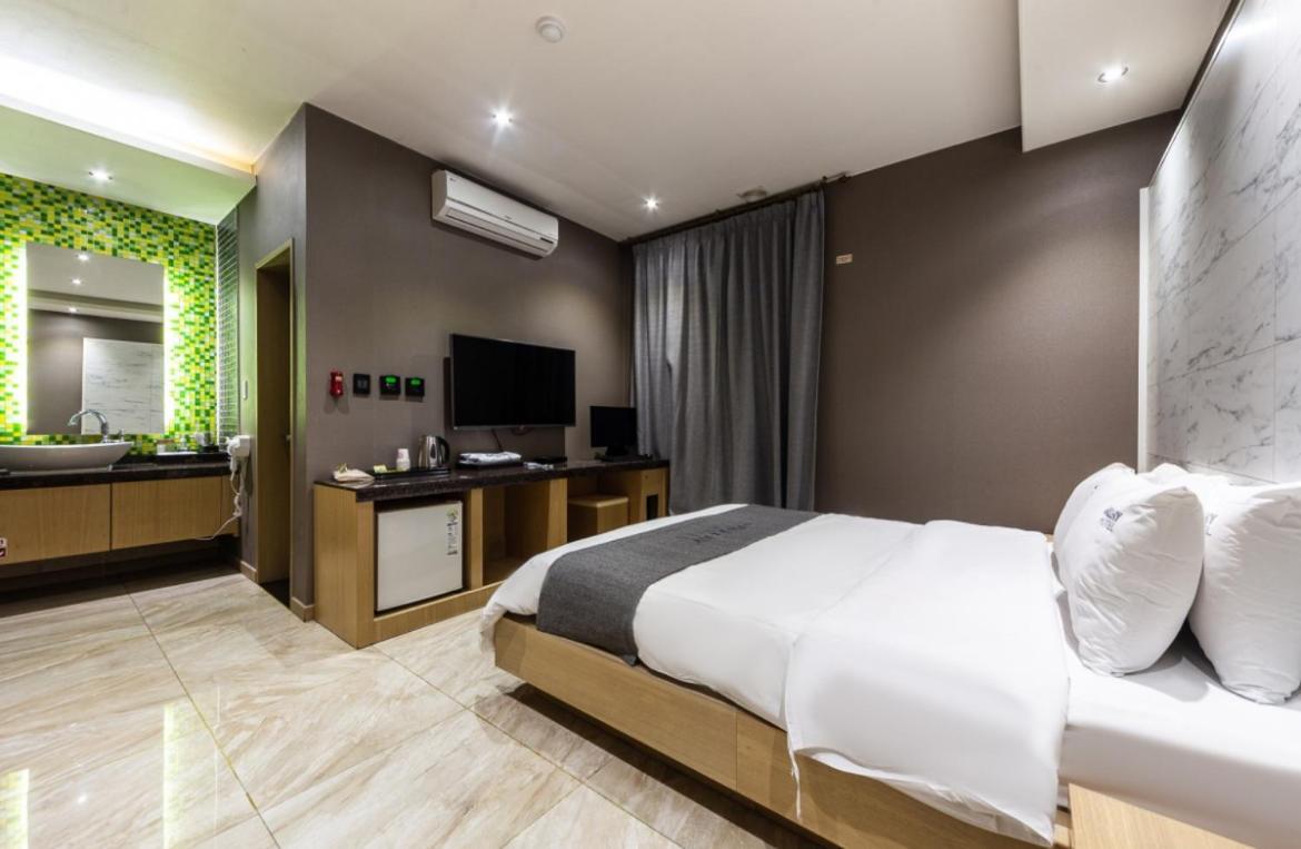 Gallery Hotel Gwangju Metropolitan City Εξωτερικό φωτογραφία