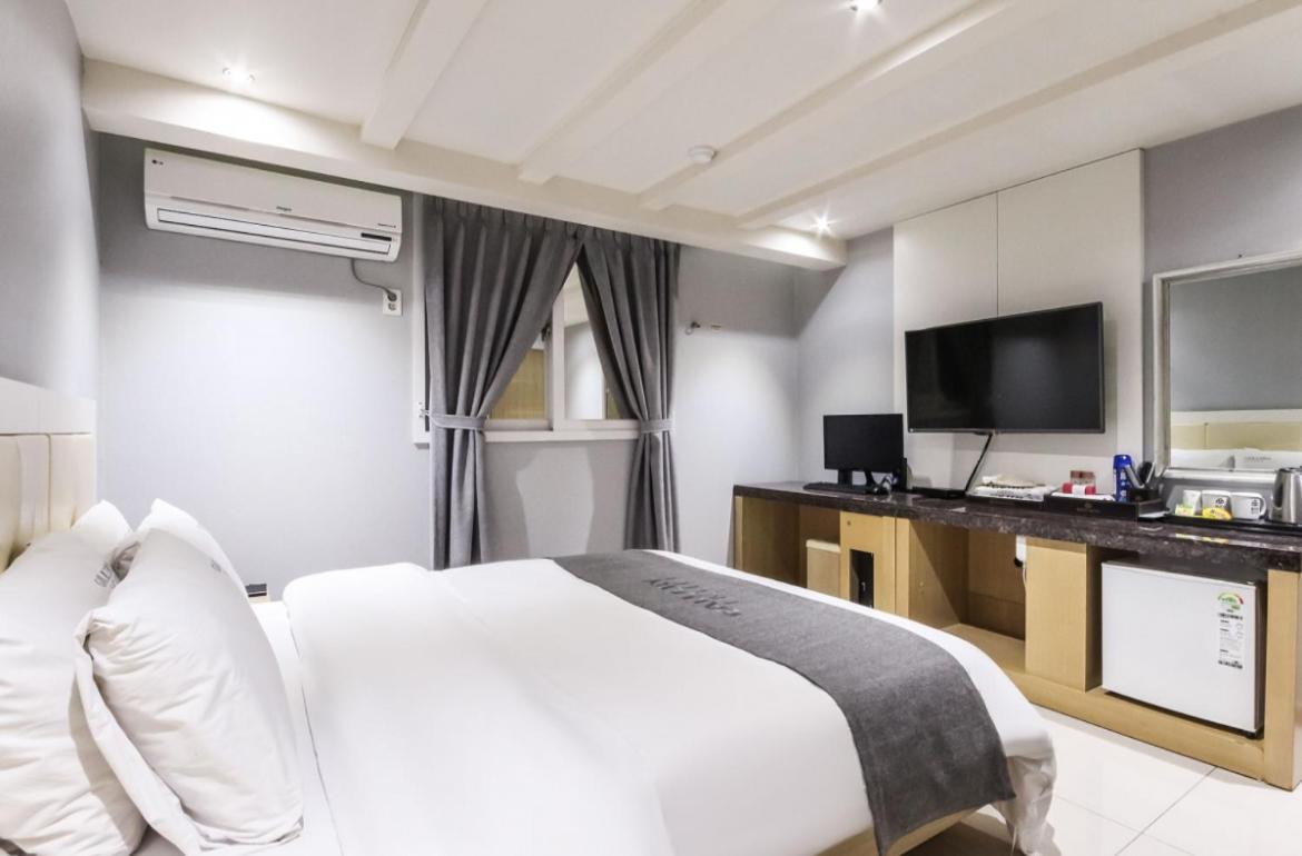 Gallery Hotel Gwangju Metropolitan City Εξωτερικό φωτογραφία