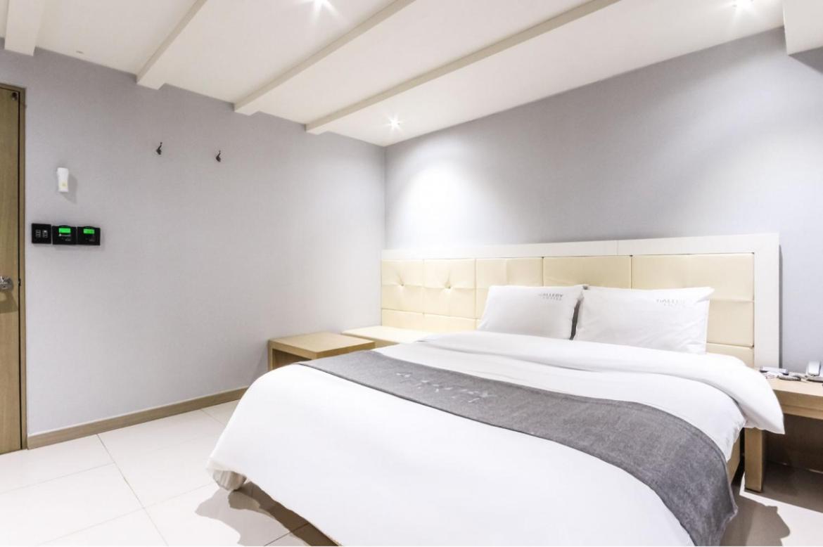 Gallery Hotel Gwangju Metropolitan City Εξωτερικό φωτογραφία