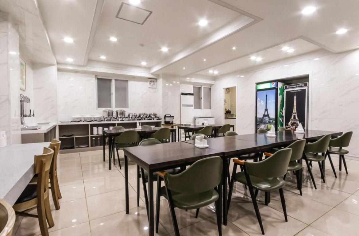 Gallery Hotel Gwangju Metropolitan City Εξωτερικό φωτογραφία